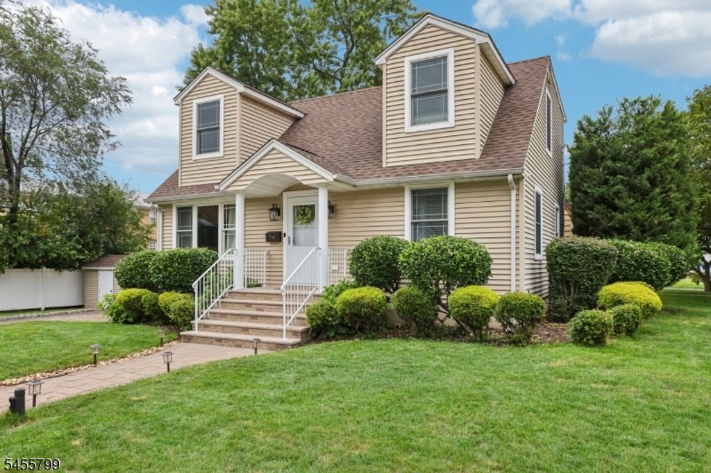 74 Overhill Rd, Belleville Twp., NJ 07109 — photo 2