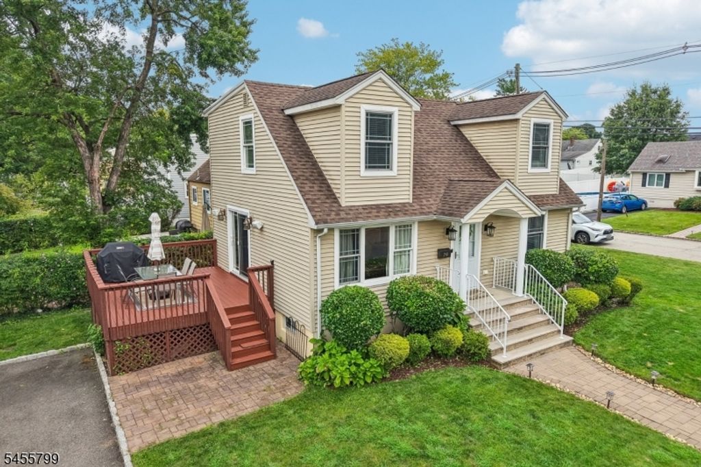74 Overhill Rd, Belleville Twp., NJ 07109 — photo 3