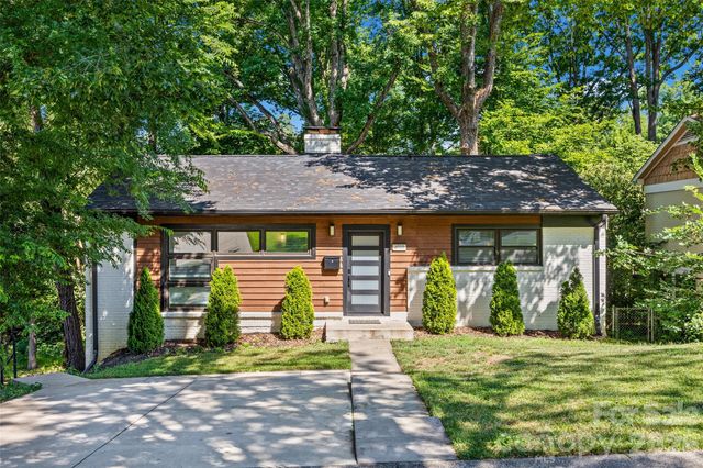 4910 Valley Stream Road, Charlotte, NC 28209