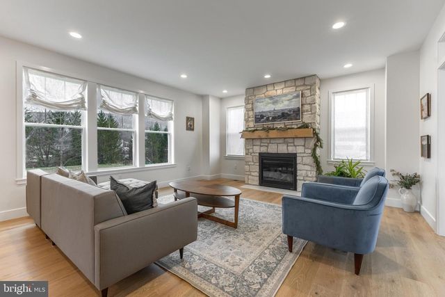 411 FARMHILL DR, State College, PA 16801