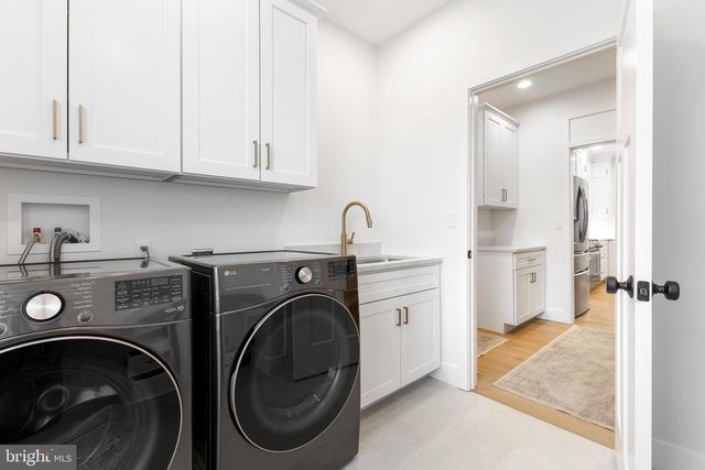 411 FARMHILL DR, State College, PA 16801