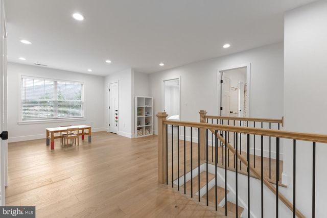 411 FARMHILL DR, State College, PA 16801