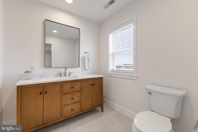 411 FARMHILL DR, State College, PA 16801