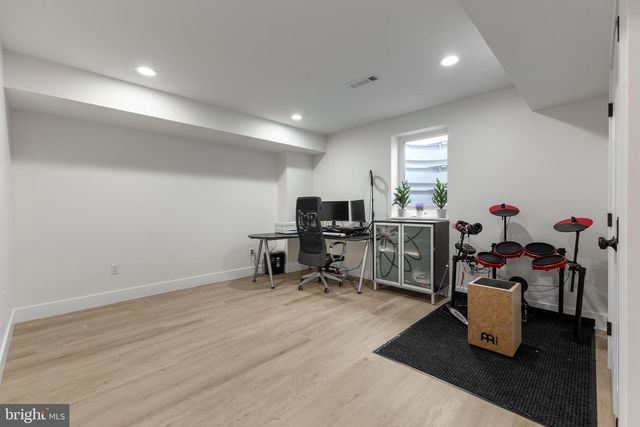 411 FARMHILL DR, State College, PA 16801