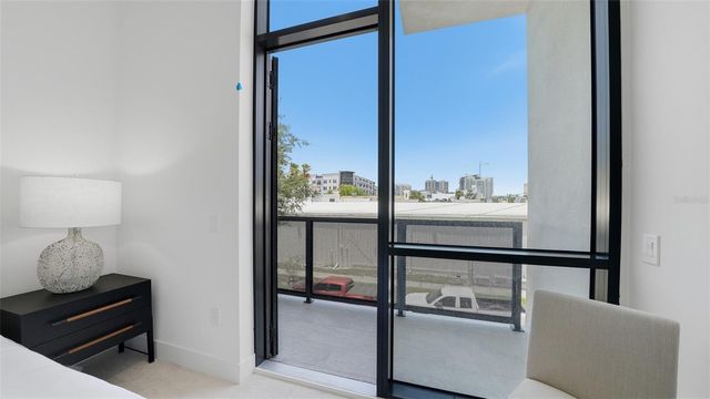 430 KUMQUAT COURT 202, Sarasota, FL 34236