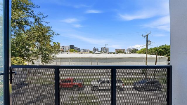 430 KUMQUAT COURT 202, Sarasota, FL 34236