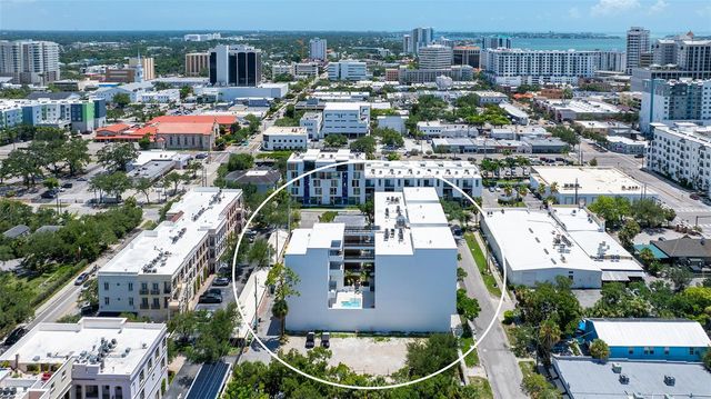 430 KUMQUAT COURT 202, Sarasota, FL 34236