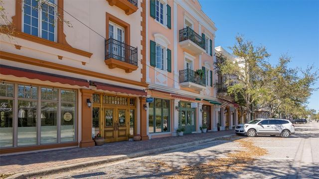 430 KUMQUAT COURT 202, Sarasota, FL 34236