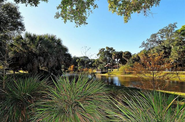 430 KUMQUAT COURT 202, Sarasota, FL 34236