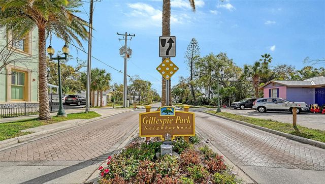 430 KUMQUAT COURT 202, Sarasota, FL 34236
