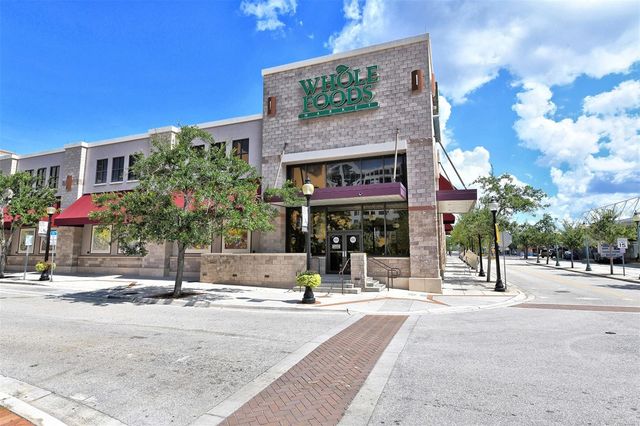 430 KUMQUAT COURT 202, Sarasota, FL 34236