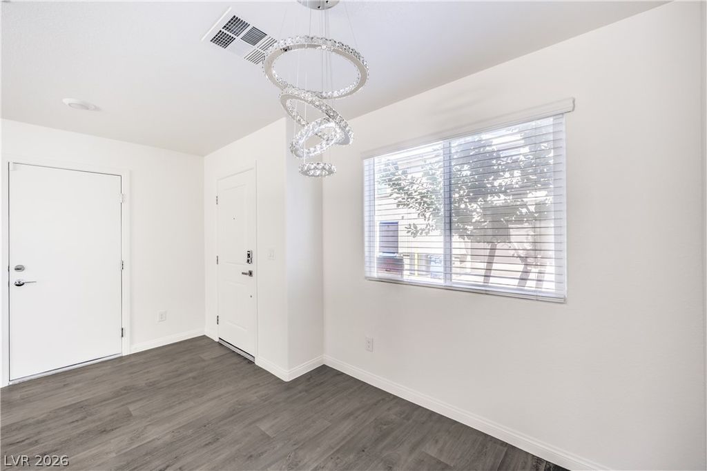 2727 Tahiti Grape Way 2, Las Vegas, NV 89183 — photo 5