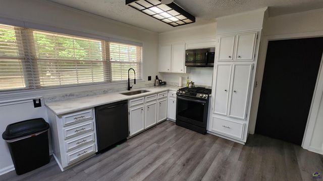 101 Robin Hood Drive, Warner Robins, GA 31088