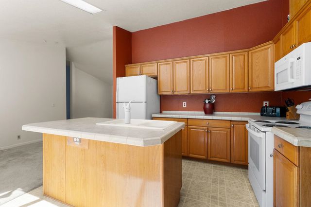 31 Arrow Ln, Newport, WA 99156