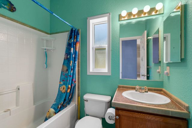 31 Arrow Ln, Newport, WA 99156