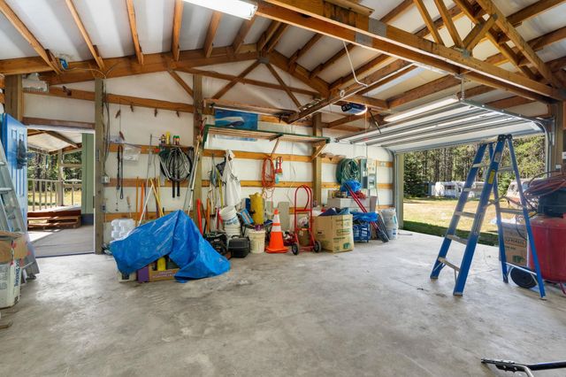 31 Arrow Ln, Newport, WA 99156