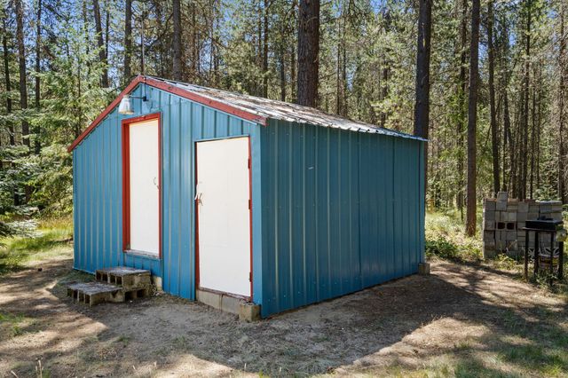 31 Arrow Ln, Newport, WA 99156