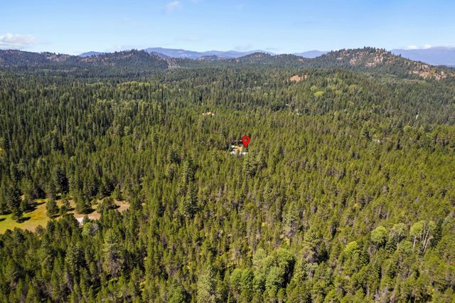 31 Arrow Ln, Newport, WA 99156