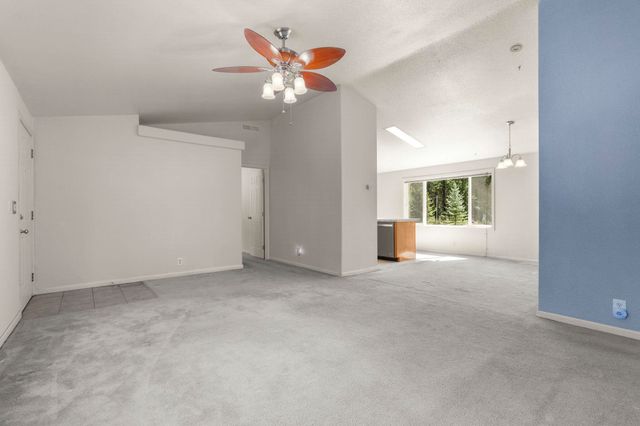 31 Arrow Ln, Newport, WA 99156