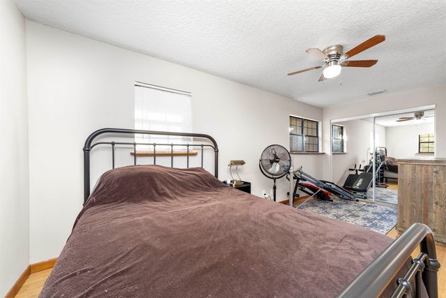 545 Ray Edwards Rd, St Augustine, FL 32086