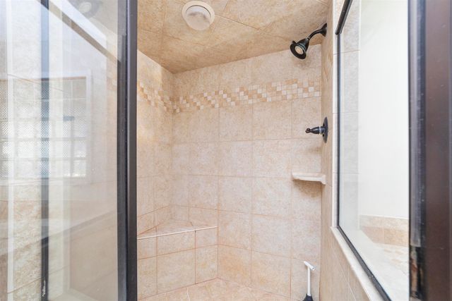 545 Ray Edwards Rd, St Augustine, FL 32086