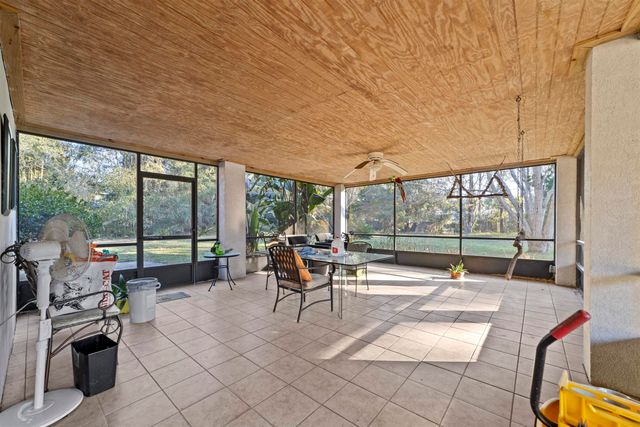 545 Ray Edwards Rd, St Augustine, FL 32086