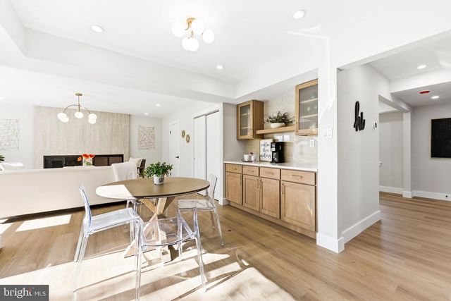 45 TENNYSON LN, Willingboro, NJ 08046