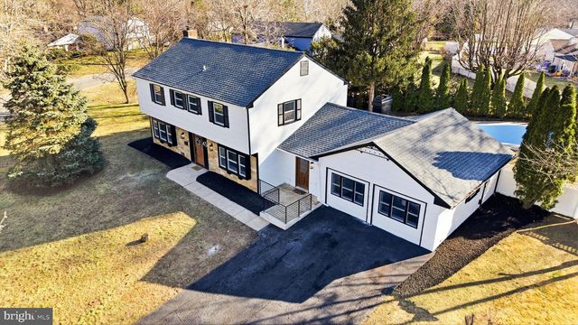 45 TENNYSON LN, Willingboro, NJ 08046