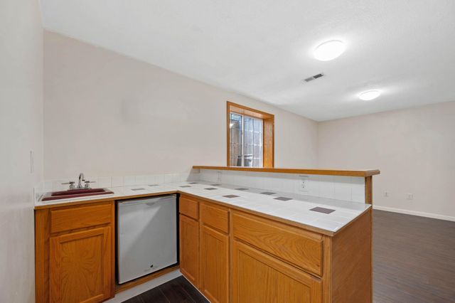 8117 W Aberdeen St, Wichita, KS 67212