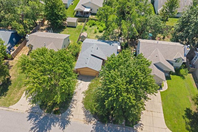 8117 W Aberdeen St, Wichita, KS 67212