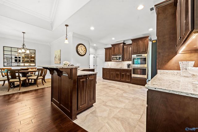 178 Rainbow Glen Circle, Madison, AL 35758