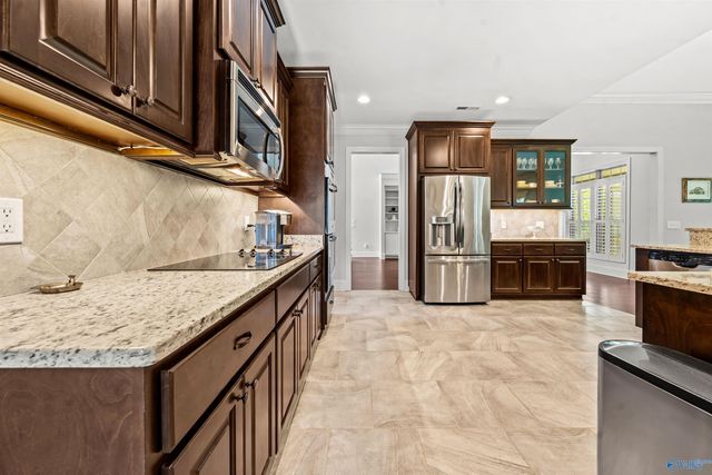 178 Rainbow Glen Circle, Madison, AL 35758