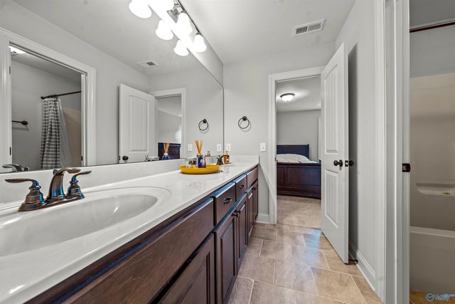 178 Rainbow Glen Circle, Madison, AL 35758