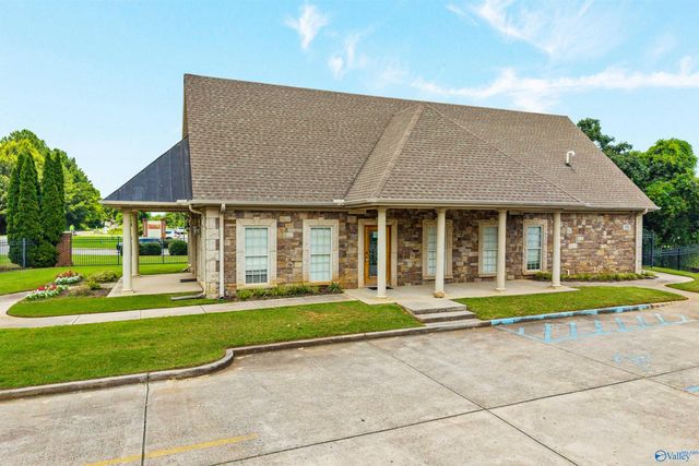 178 Rainbow Glen Circle, Madison, AL 35758