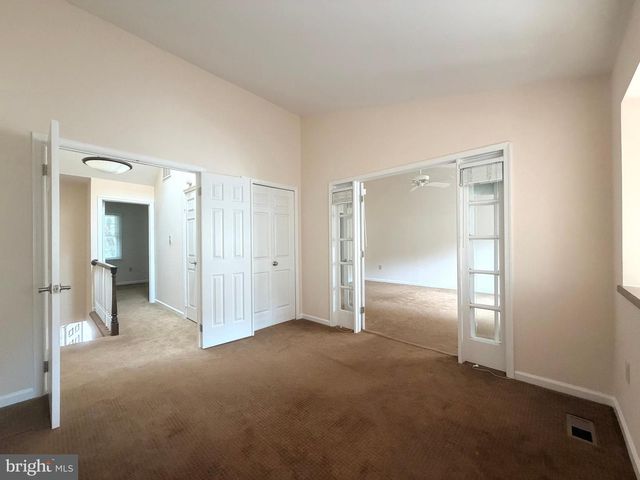 7418 CRESTBERRY LN, Bethesda, MD 20817