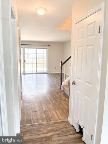 180 DEER RUN CT, Royersford, PA 19468