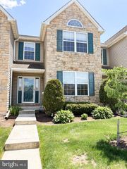 180 DEER RUN CT, Royersford, PA 19468