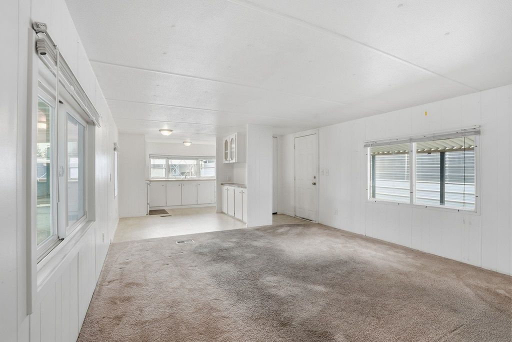 2311 W 16TH Ave, Spokane, WA 99224 photo 4