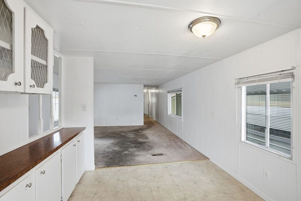 2311 W 16TH Ave, Spokane, WA 99224 photo 7