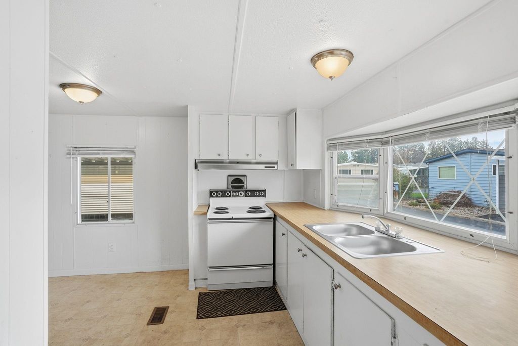 2311 W 16TH Ave, Spokane, WA 99224 photo 10