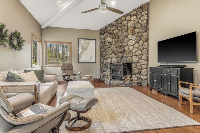 8 Willey Creek Road, Durham, NH 03824
