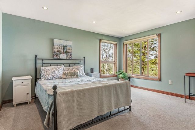 8 Willey Creek Road, Durham, NH 03824