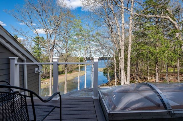 8 Willey Creek Road, Durham, NH 03824