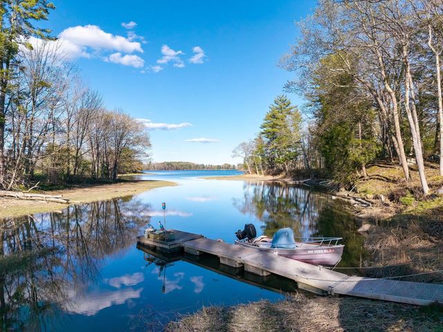 8 Willey Creek Road, Durham, NH 03824
