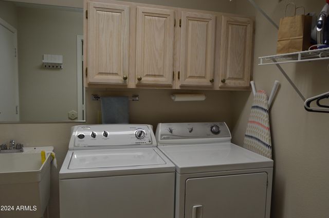 15621 W HERITAGE Drive, Sun City West, AZ 85375