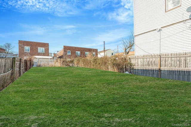 2222 127th Street, College Point, NY 11356