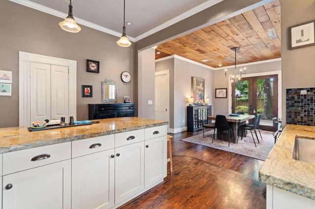 1421 Columbia Street, Houston, TX 77008