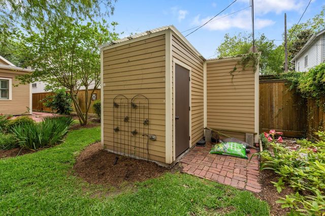 1421 Columbia Street, Houston, TX 77008