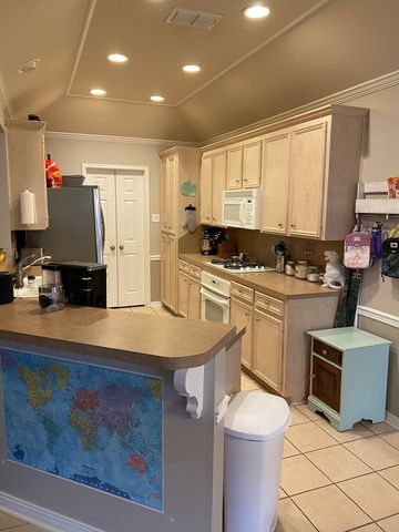 1025 Cressmont Street, Bossier City, LA 71111