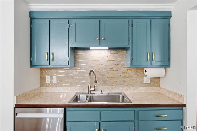 215 Fruitwood Terrace, Amherst, NY 14221